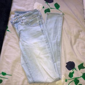 AEO light wash jeans
